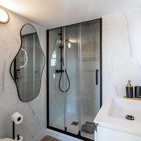 Quiet - Parking And Secure Apartment Cannes