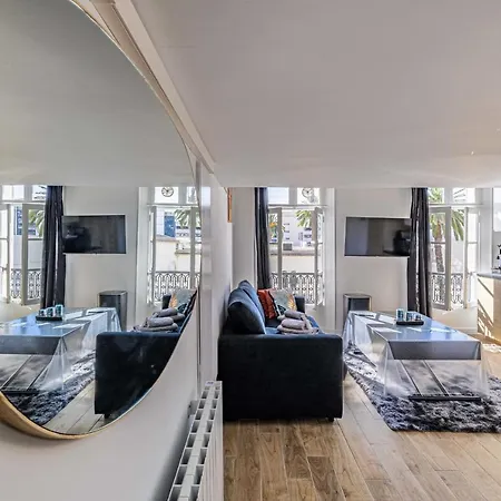 Quiet - Parking And Secure Apartment *